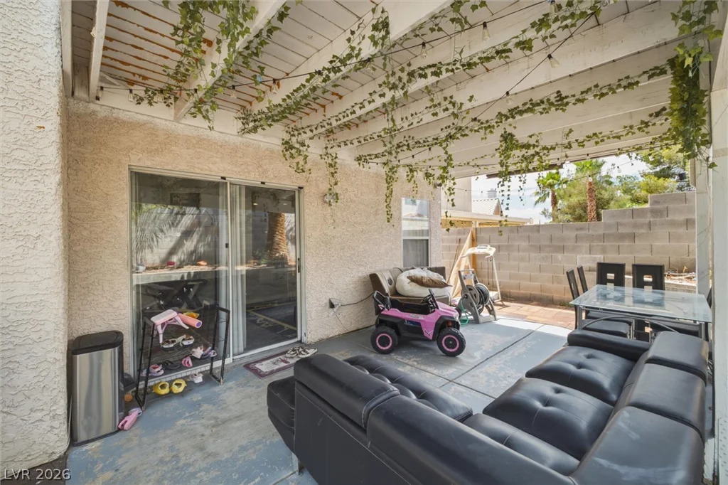3305 Summerfield, Las Vegas, NV 89117