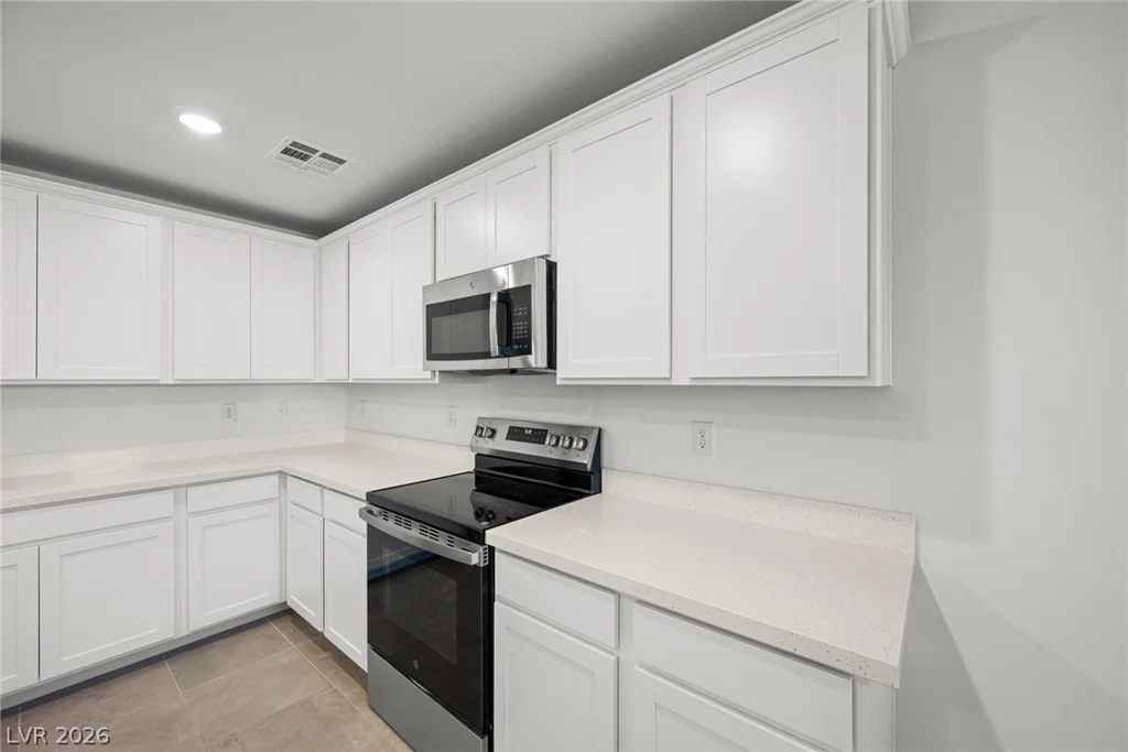178 Stardust Grove, North Las Vegas, NV 89031