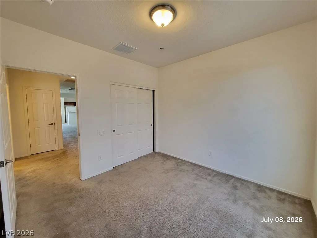 8324 Charleston, Las Vegas, NV 89117