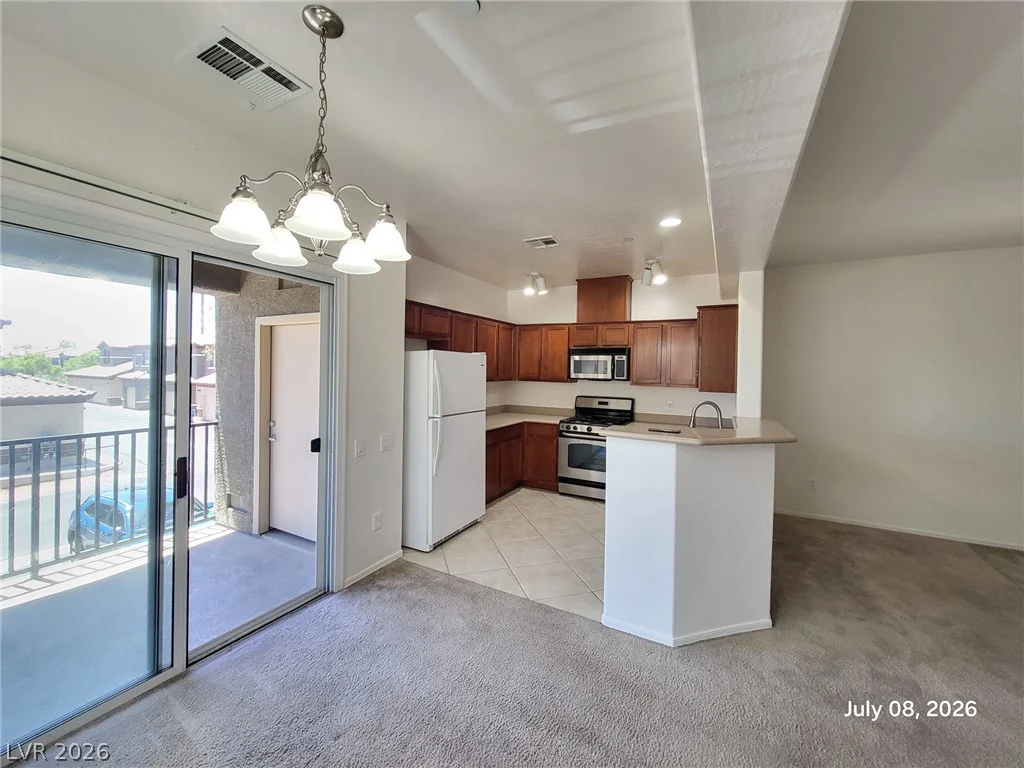 8324 Charleston, Las Vegas, NV 89117