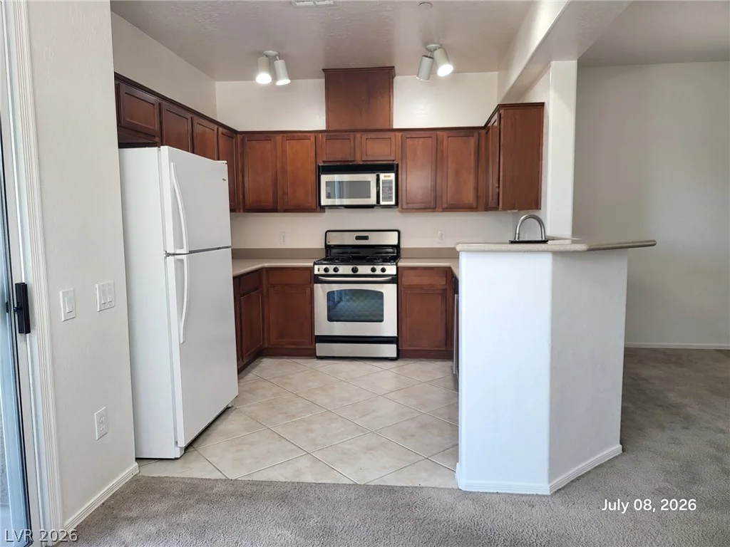 8324 Charleston, Las Vegas, NV 89117