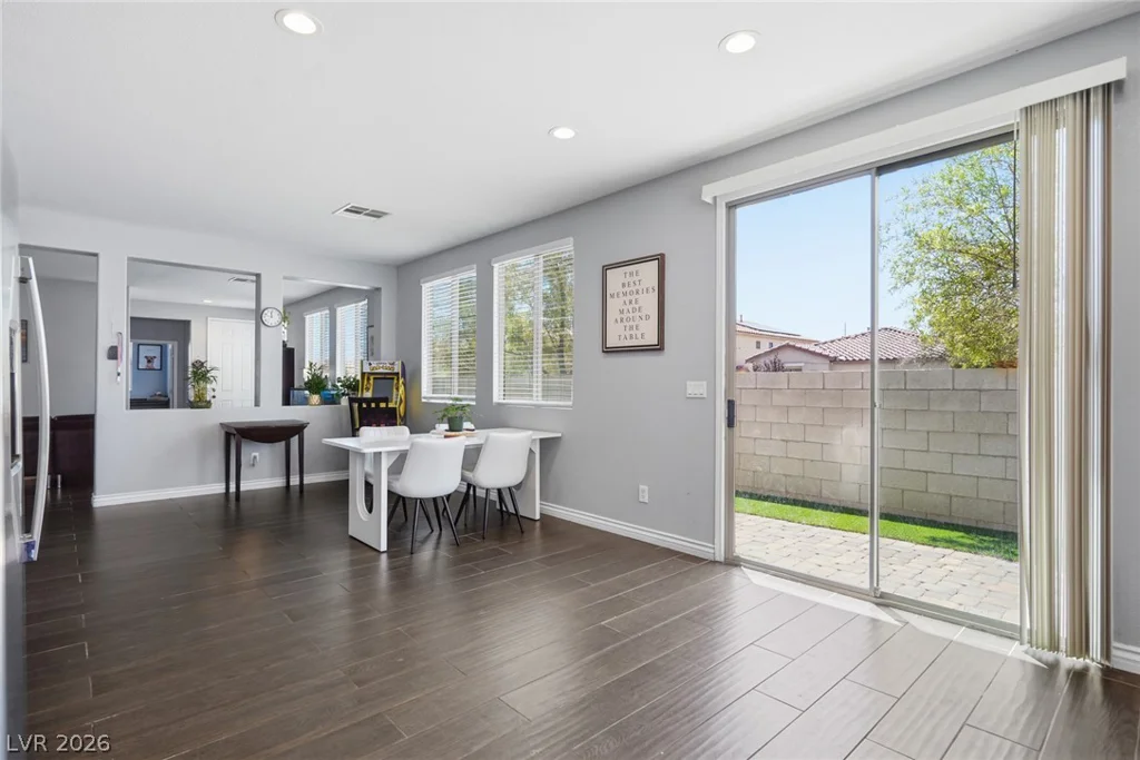 5575 Cresent Valley, Las Vegas, NV 89148