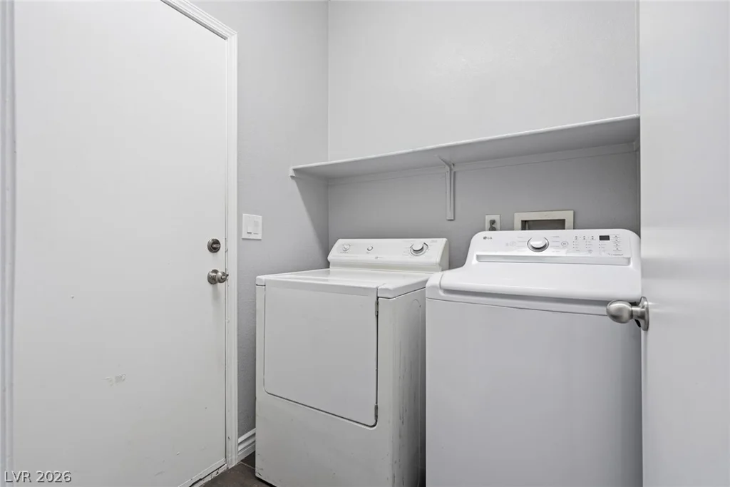 5575 Cresent Valley, Las Vegas, NV 89148