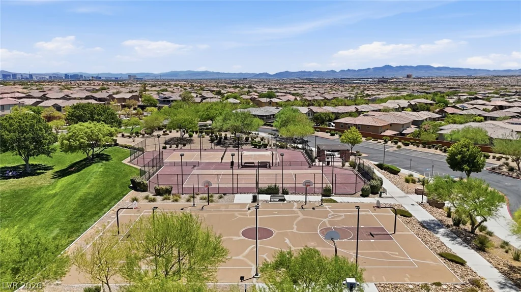 5575 Cresent Valley, Las Vegas, NV 89148