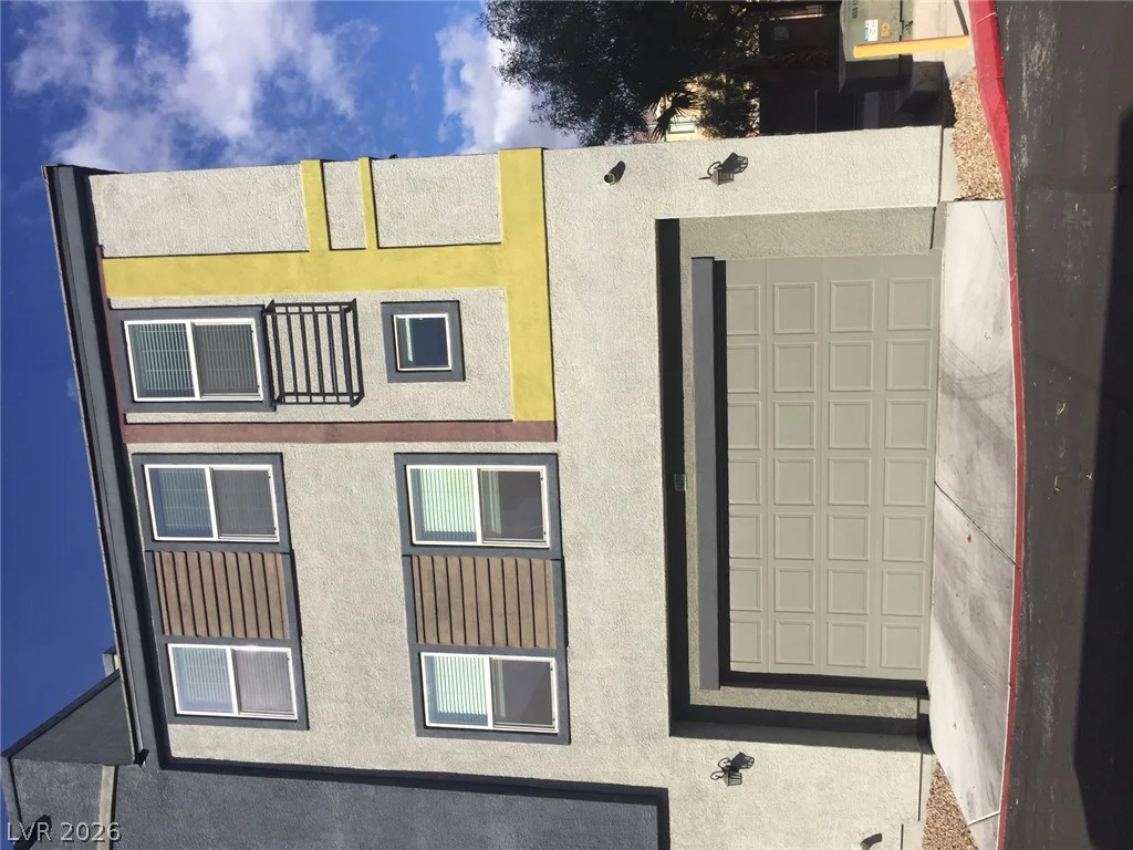 9050 Tropicana, Las Vegas, NV 89147