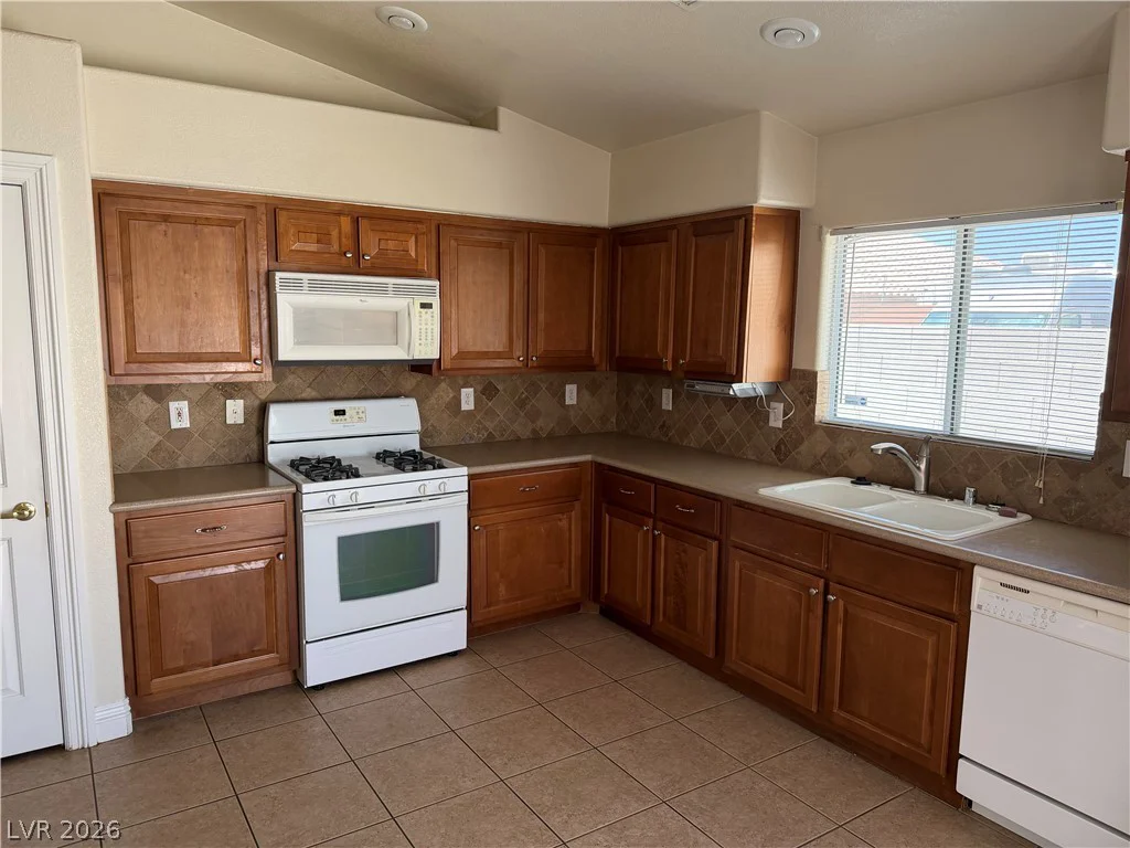4845 Trenton Manor, Las Vegas, NV 89131