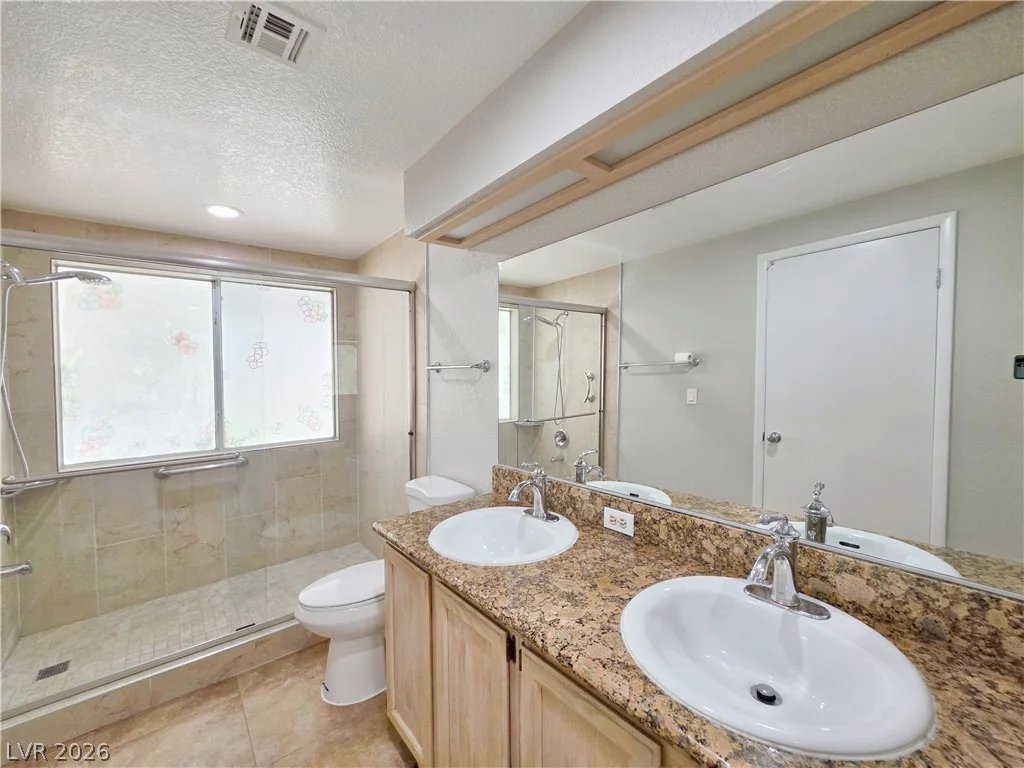 9957 Biscayne, Las Vegas, NV 89117