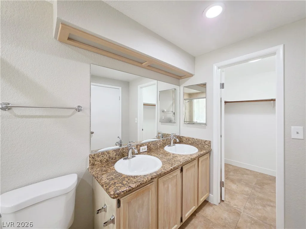 9957 Biscayne, Las Vegas, NV 89117
