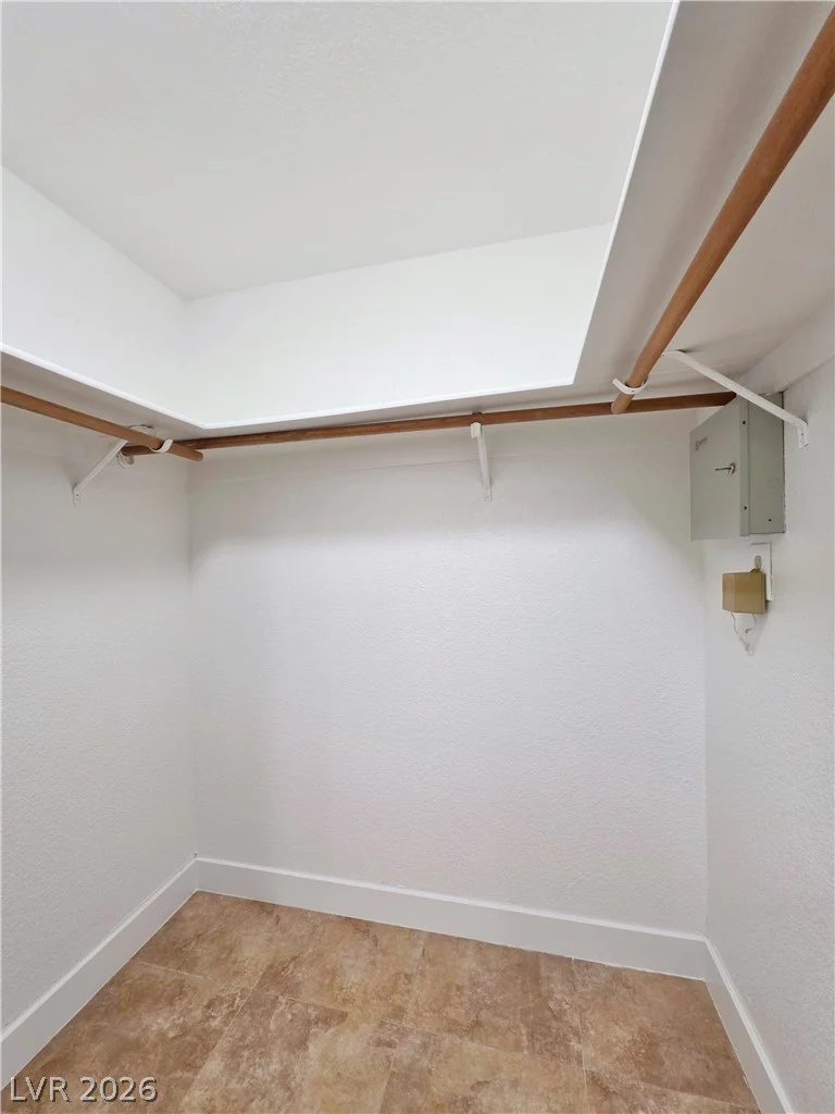 9957 Biscayne, Las Vegas, NV 89117