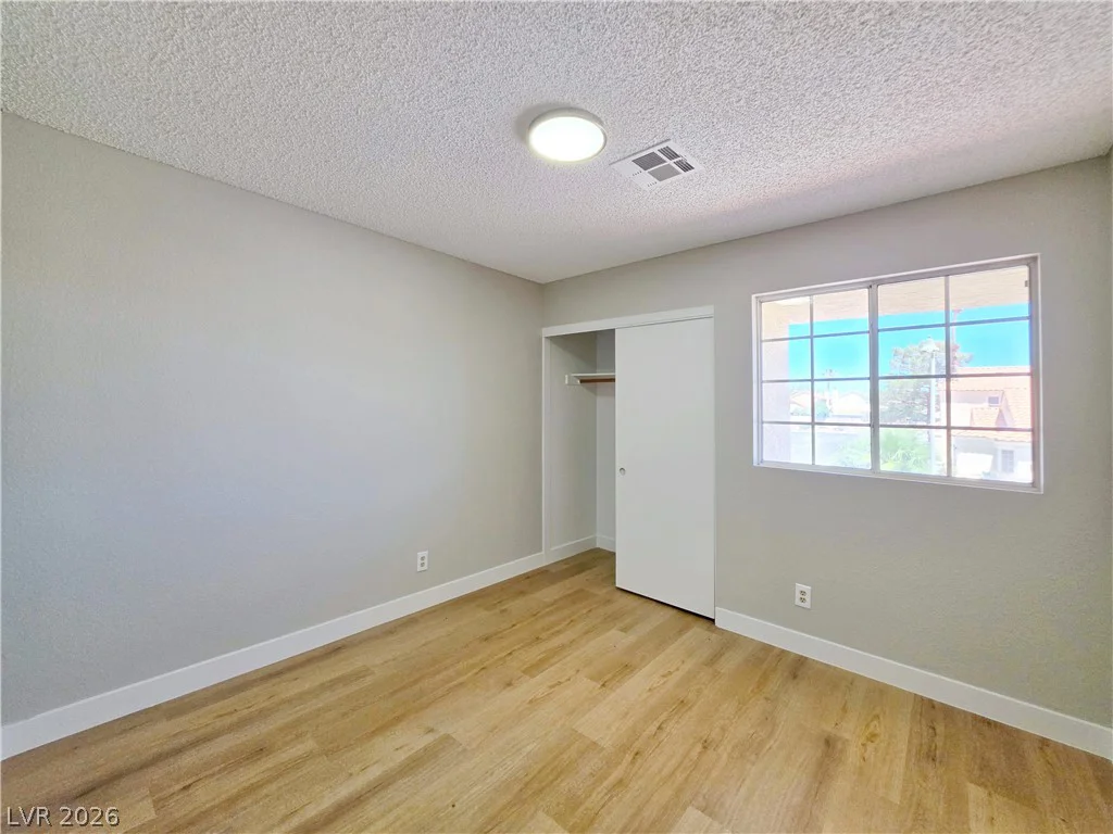 9957 Biscayne, Las Vegas, NV 89117