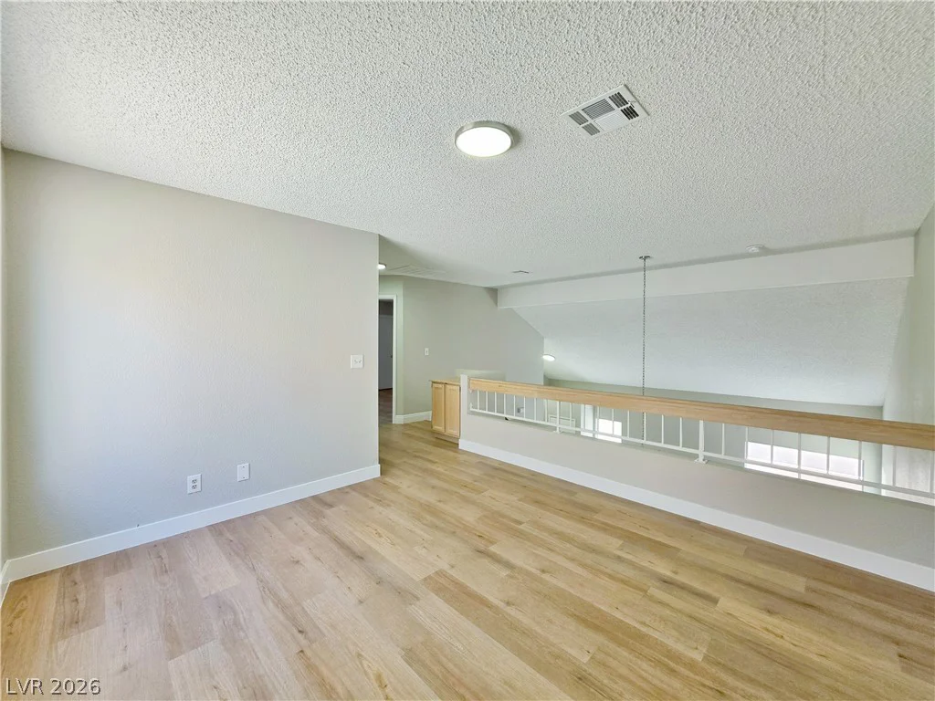 9957 Biscayne, Las Vegas, NV 89117