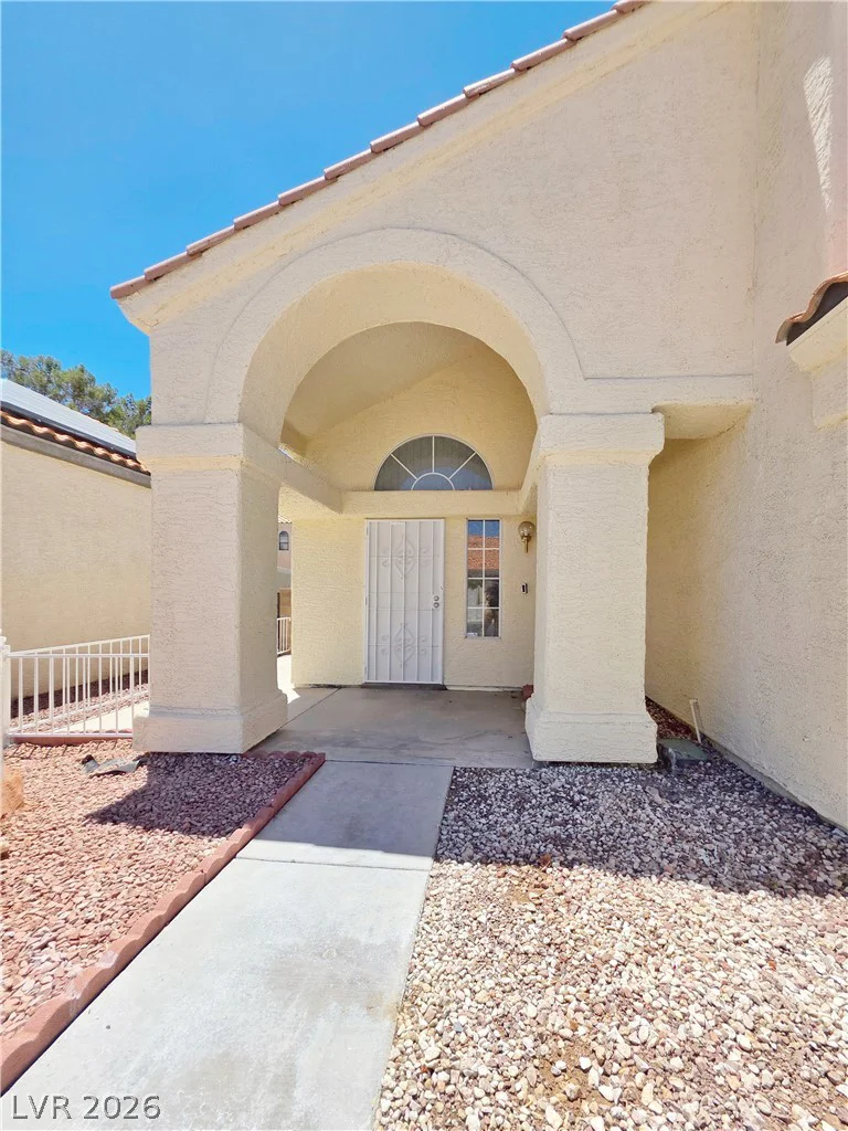 9957 Biscayne, Las Vegas, NV 89117