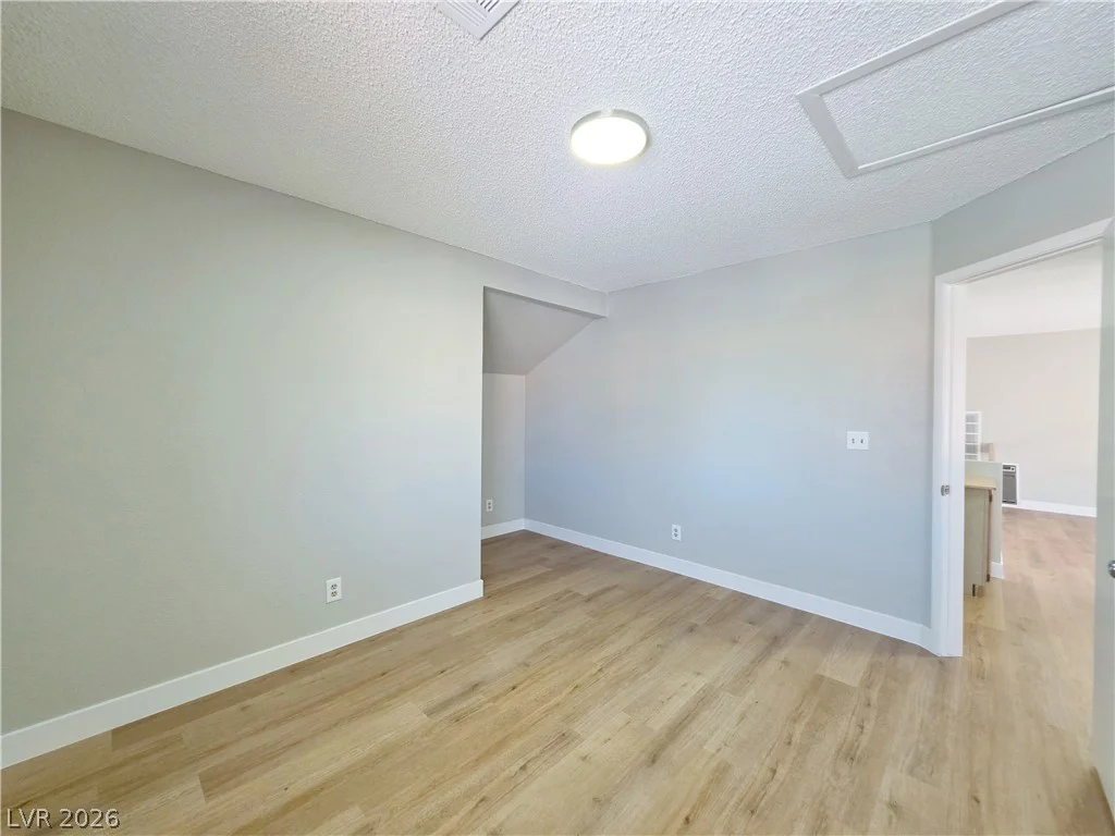 9957 Biscayne, Las Vegas, NV 89117