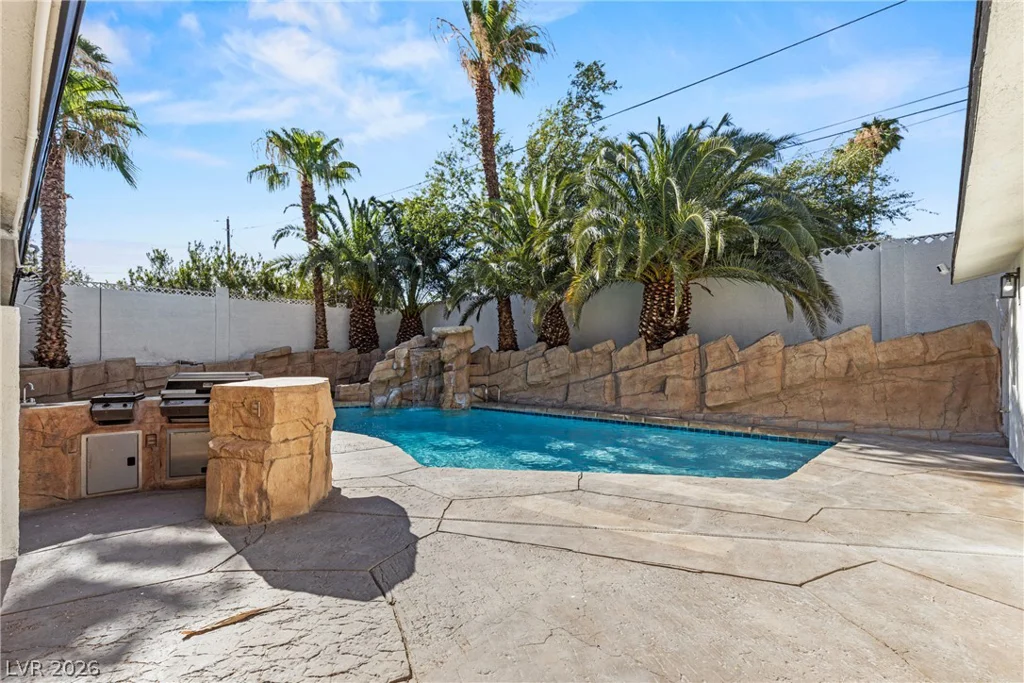 3660 Cherokee, Las Vegas, NV 89121