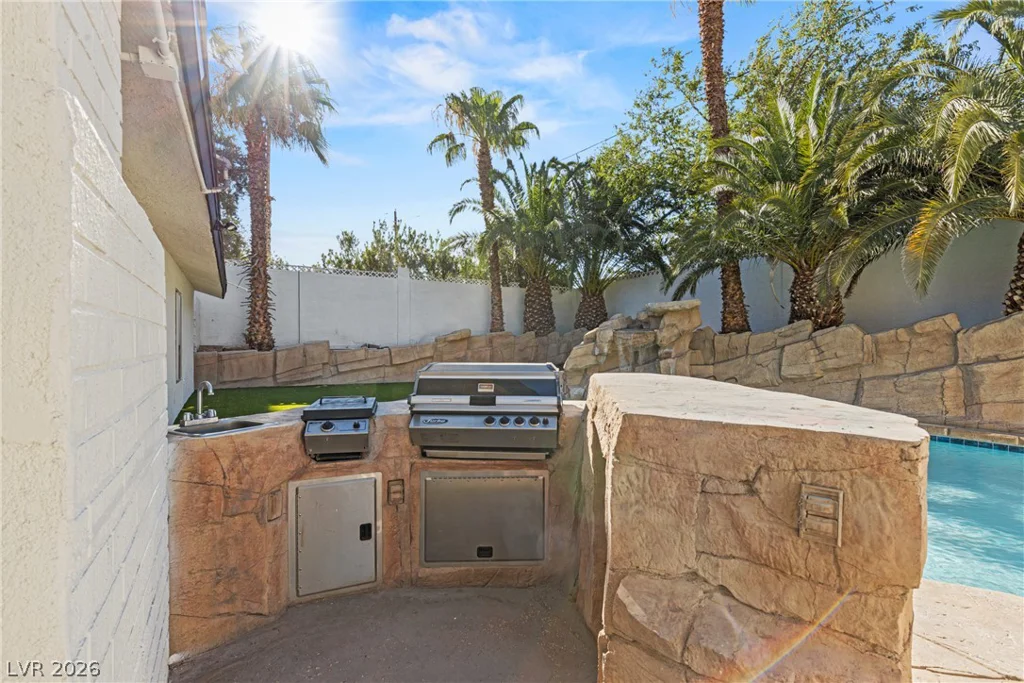 3660 Cherokee, Las Vegas, NV 89121