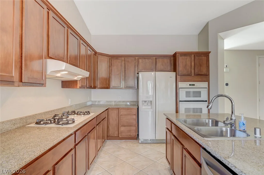 8112 Chestnut Hollow, Las Vegas, NV 89131