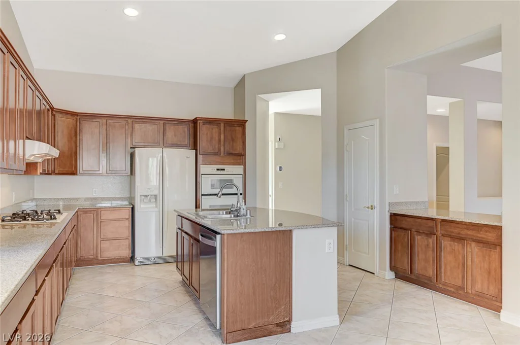 8112 Chestnut Hollow, Las Vegas, NV 89131