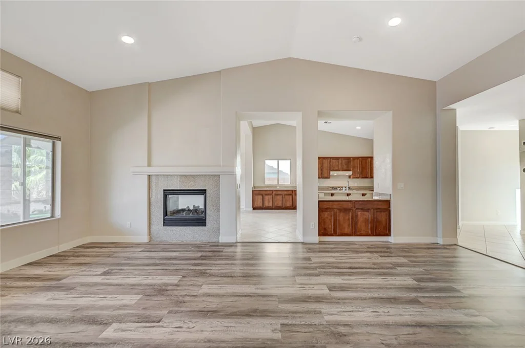 8112 Chestnut Hollow, Las Vegas, NV 89131