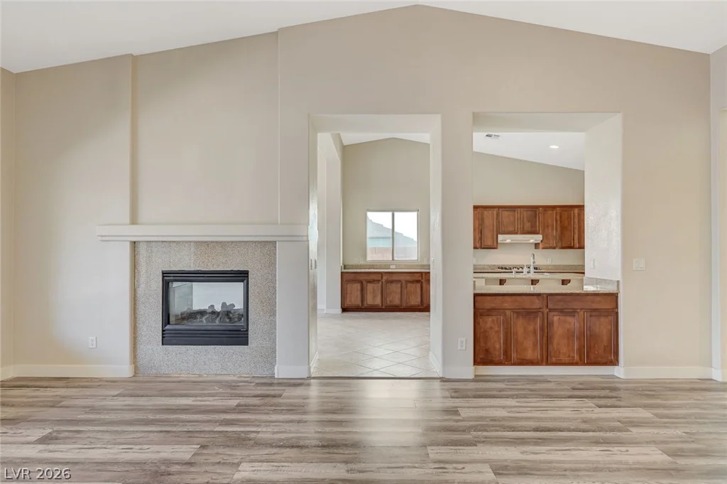 8112 Chestnut Hollow, Las Vegas, NV 89131