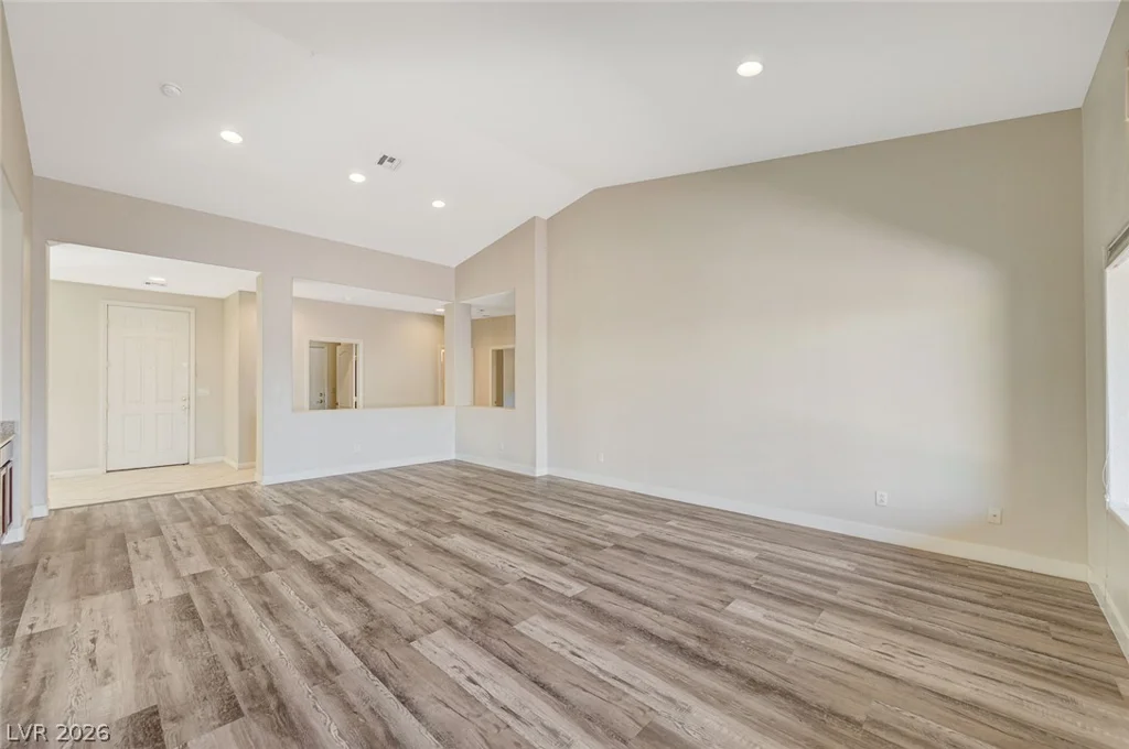 8112 Chestnut Hollow, Las Vegas, NV 89131