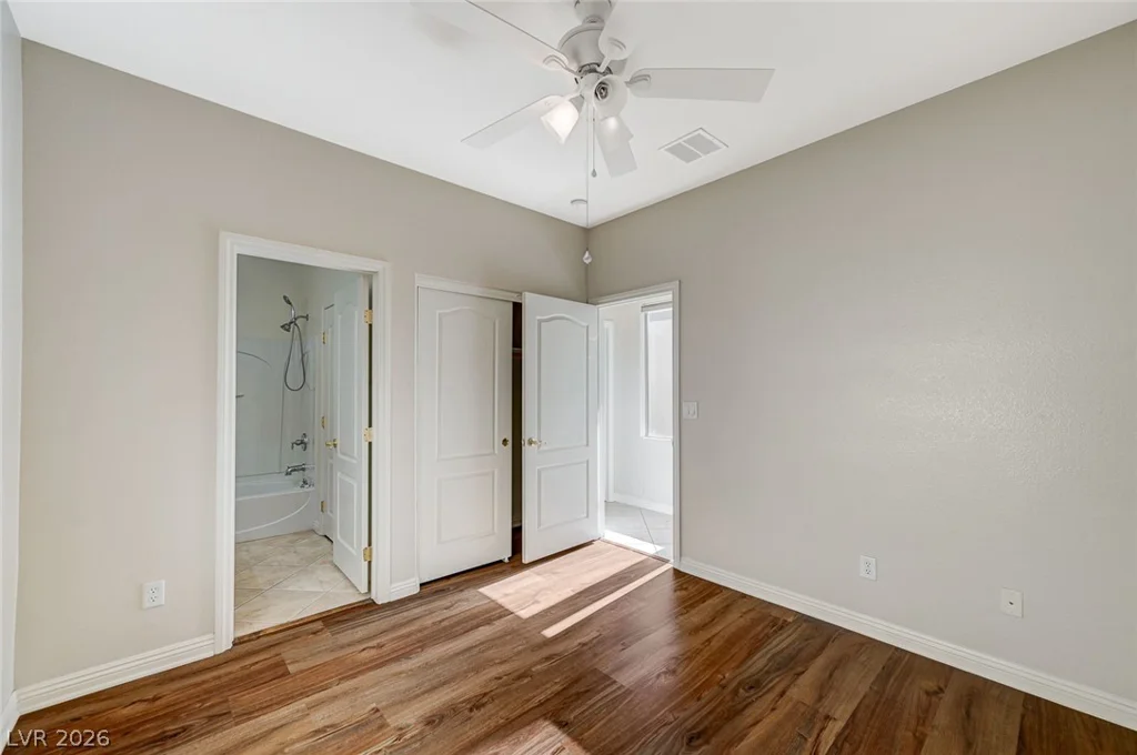 8112 Chestnut Hollow, Las Vegas, NV 89131