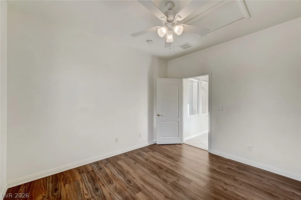 8112 Chestnut Hollow, Las Vegas, NV 89131