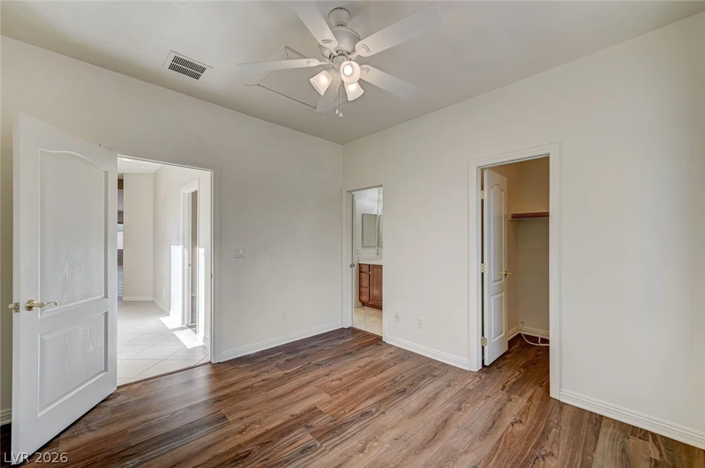 8112 Chestnut Hollow, Las Vegas, NV 89131
