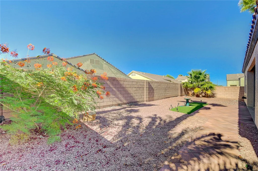 8112 Chestnut Hollow, Las Vegas, NV 89131