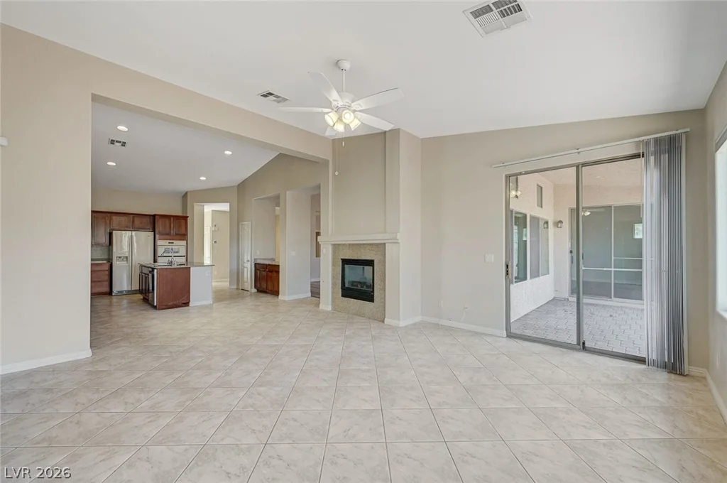 8112 Chestnut Hollow, Las Vegas, NV 89131