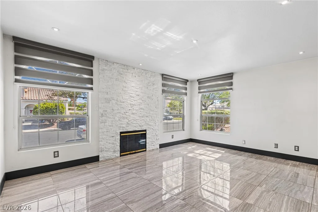 7968 Dorinda, Las Vegas, NV 89147