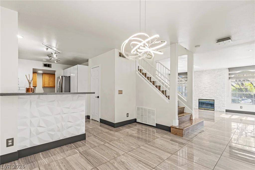 7968 Dorinda, Las Vegas, NV 89147
