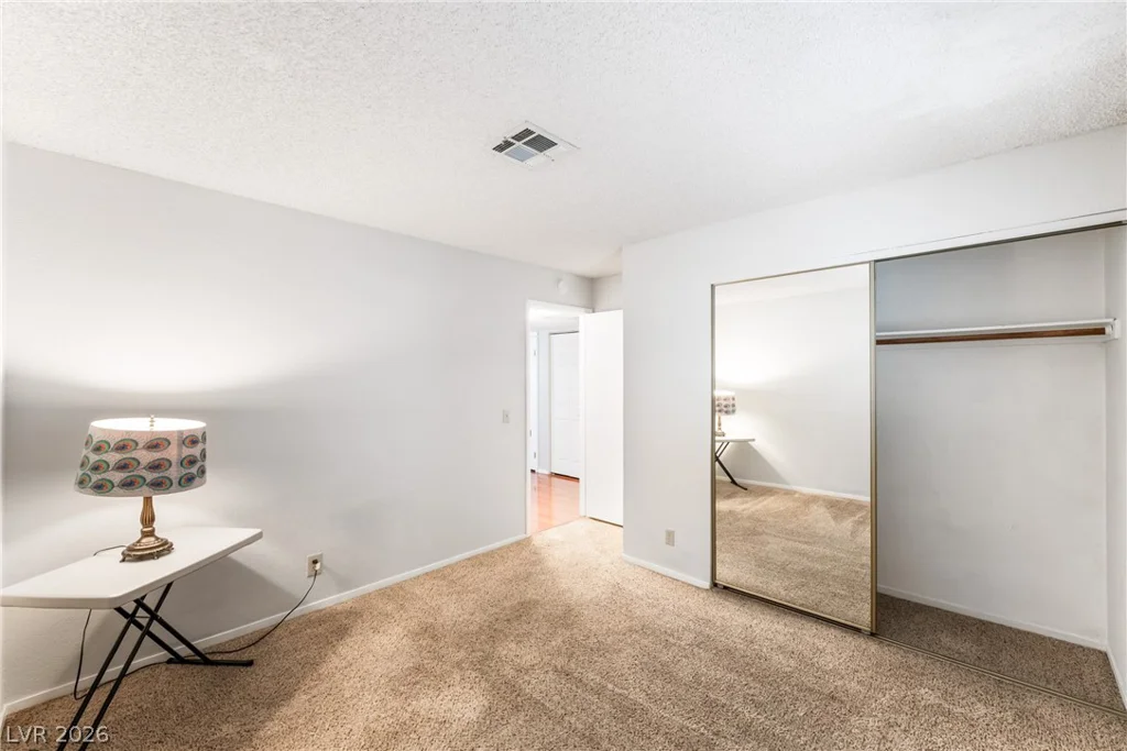 937 Boulder Mesa, Las Vegas, NV 89128