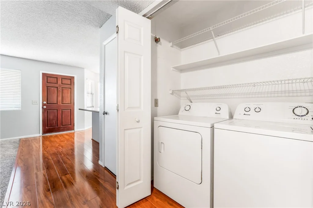 937 Boulder Mesa, Las Vegas, NV 89128