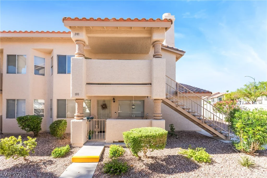 937 Boulder Mesa, Las Vegas, NV 89128