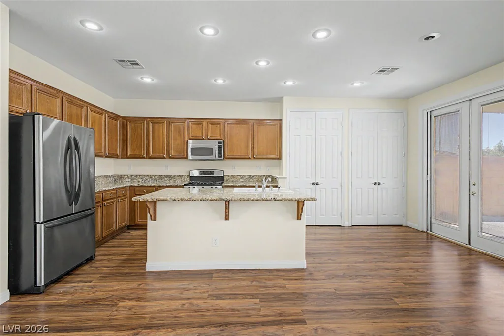 2013 Alamo Heights, North Las Vegas, NV 89031