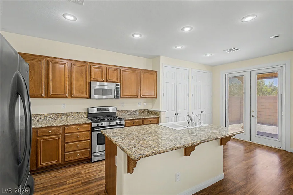 2013 Alamo Heights, North Las Vegas, NV 89031