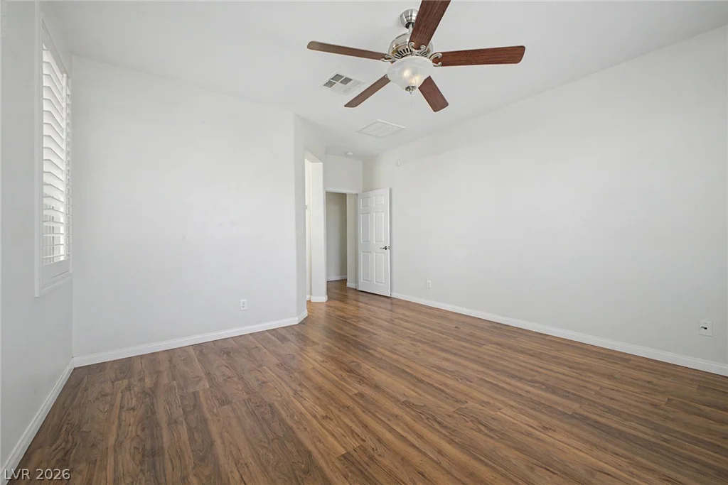 2013 Alamo Heights, North Las Vegas, NV 89031