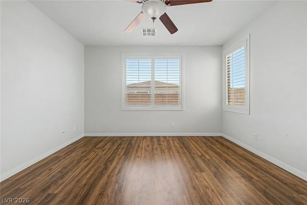2013 Alamo Heights, North Las Vegas, NV 89031