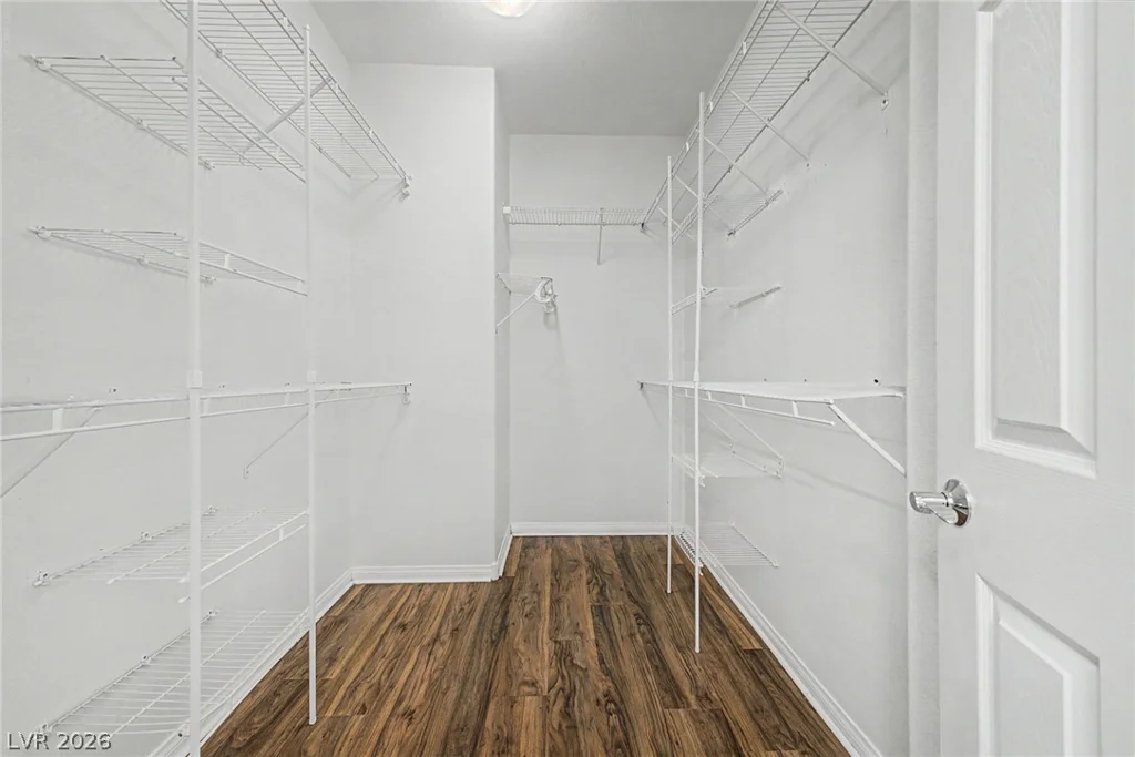 2013 Alamo Heights, North Las Vegas, NV 89031