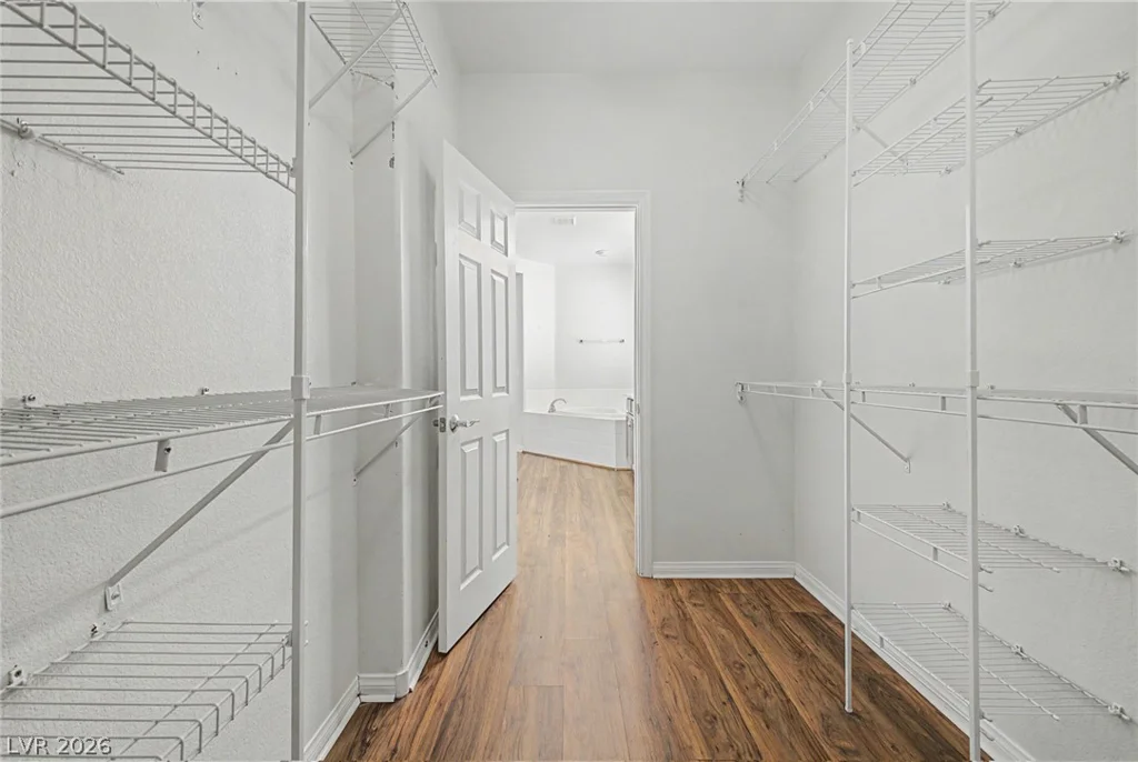 2013 Alamo Heights, North Las Vegas, NV 89031