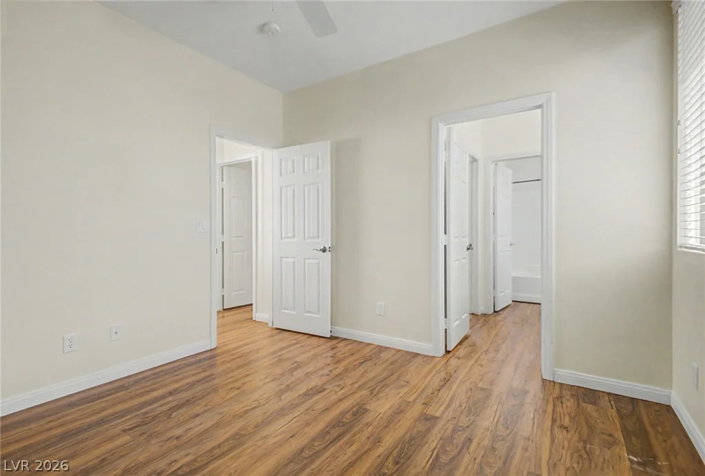 2013 Alamo Heights, North Las Vegas, NV 89031