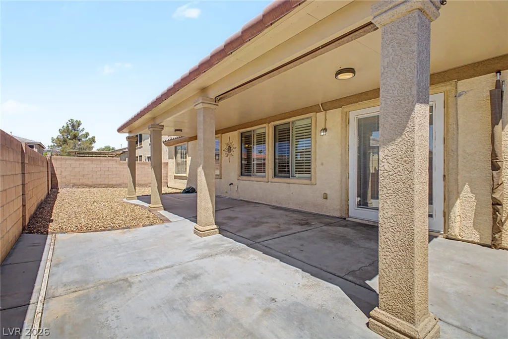 2013 Alamo Heights, North Las Vegas, NV 89031