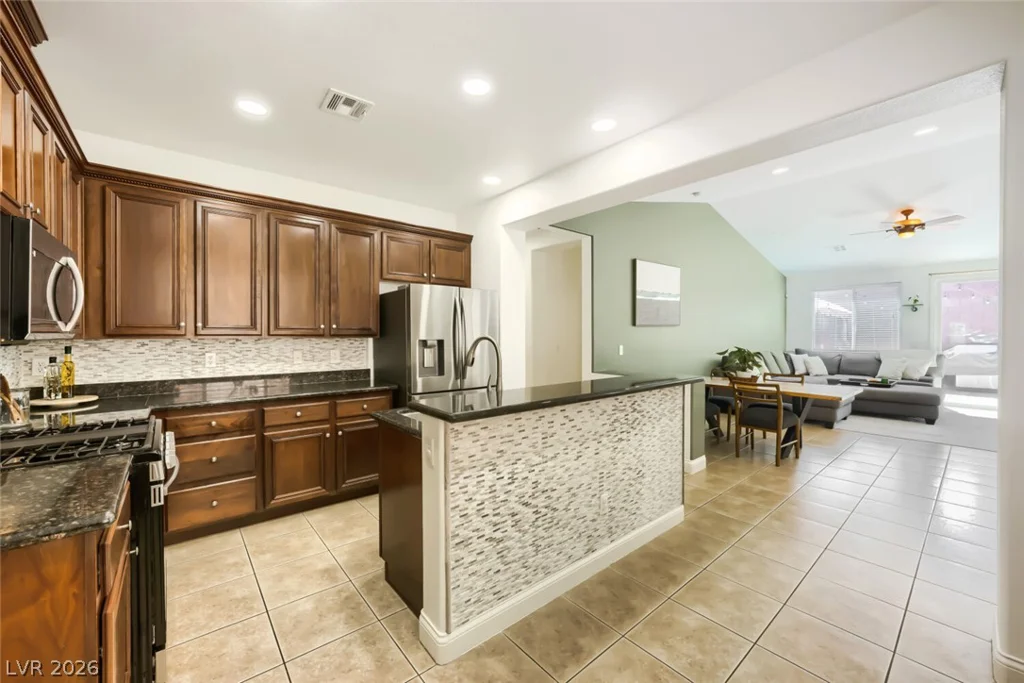917 Ambrosia, Las Vegas, NV 89138