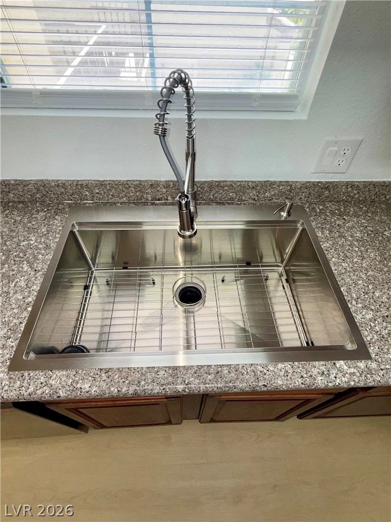 2801 Rainbow, Las Vegas, NV 89108