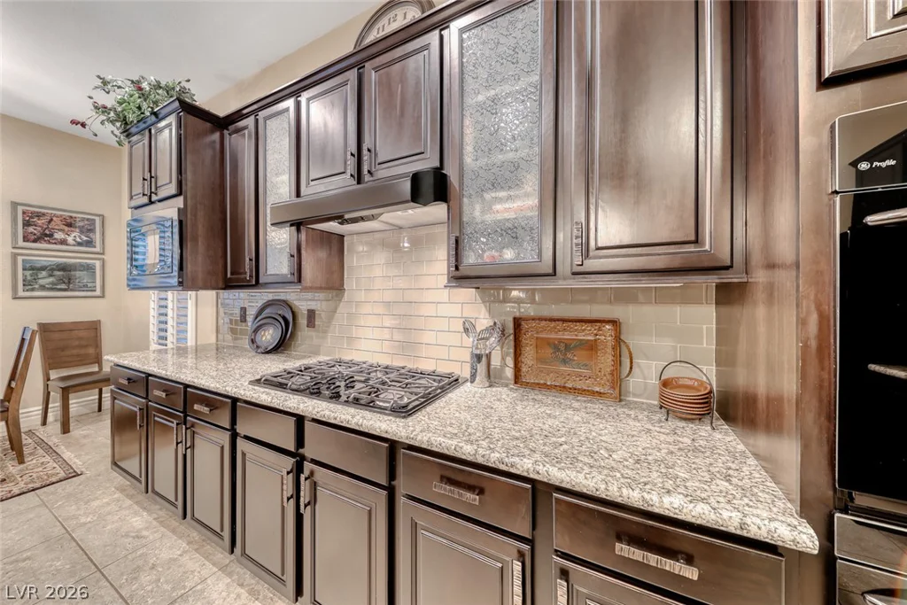 41 Moltrasio, Henderson, NV 89011