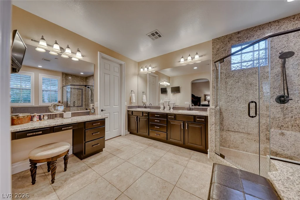 41 Moltrasio, Henderson, NV 89011