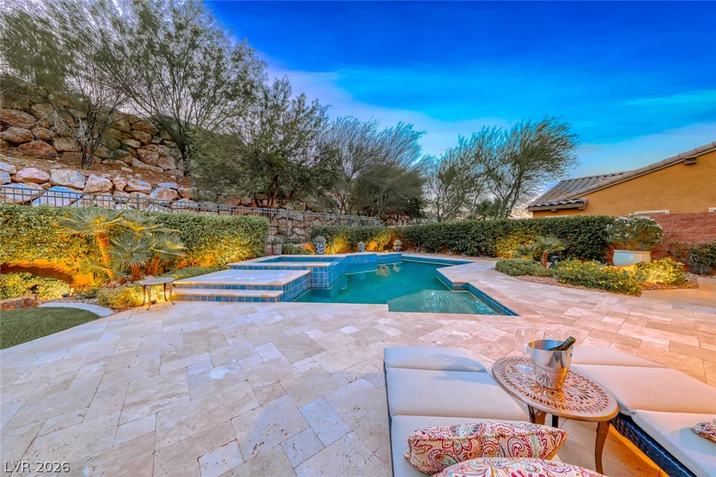 41 Moltrasio, Henderson, NV 89011