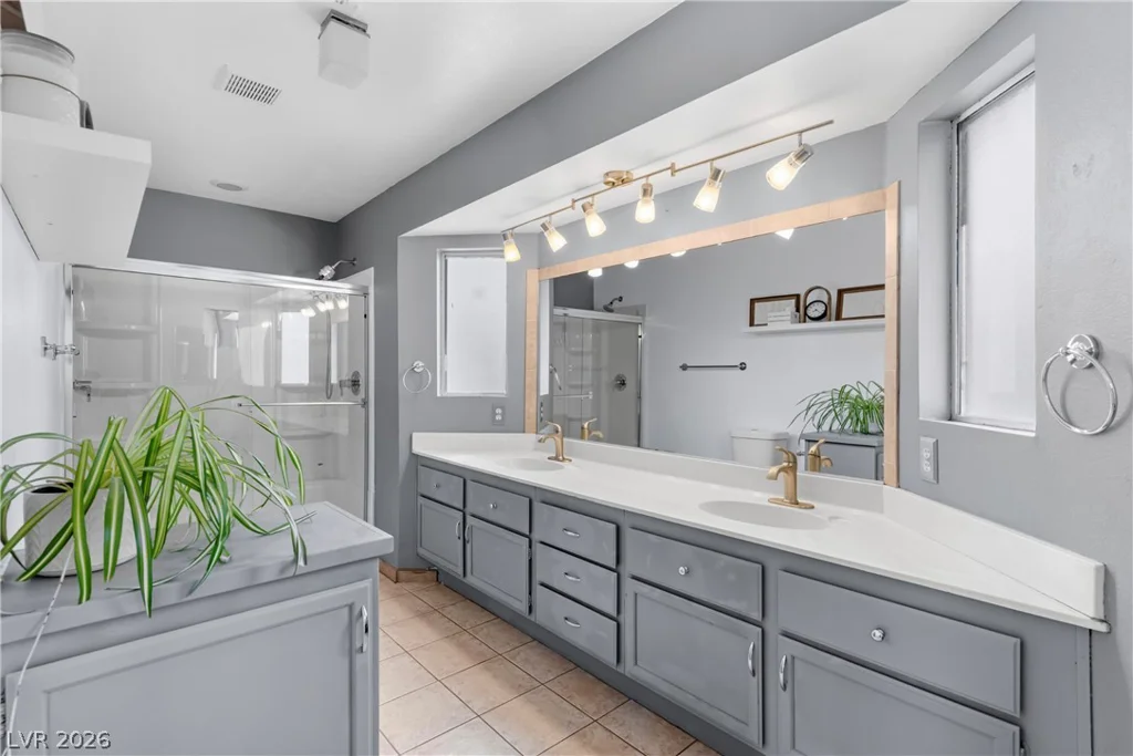 3233 Barbuda, Las Vegas, NV 89117