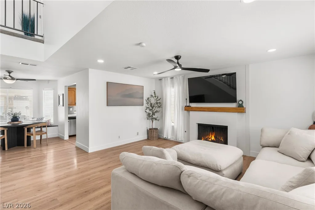 3233 Barbuda, Las Vegas, NV 89117
