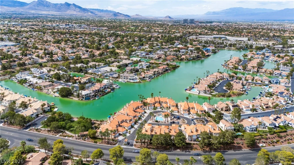 3233 Barbuda, Las Vegas, NV 89117